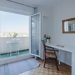 Eiffel Tower Loft * Paris
