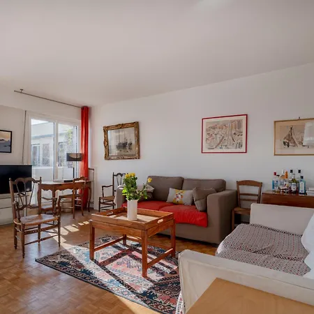 Eiffel Tower Loft アパート パリ