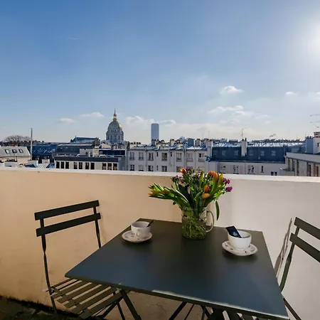 Eiffel Tower Loft アパート パリ